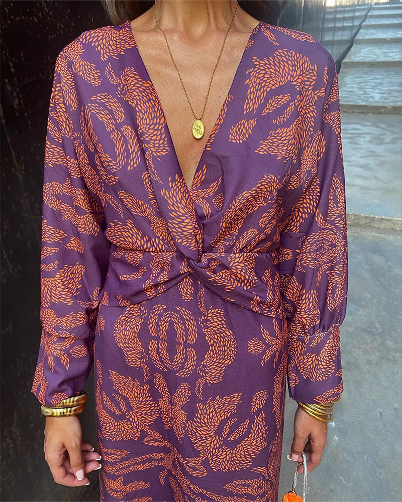 Nelly™ - Vintage V-Neck Long-Sleeve Elegant Dress
