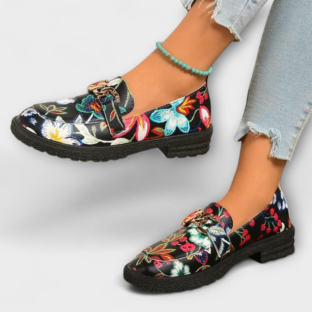 Orla – Elegant multicoloured loafers with a charming floral pattern