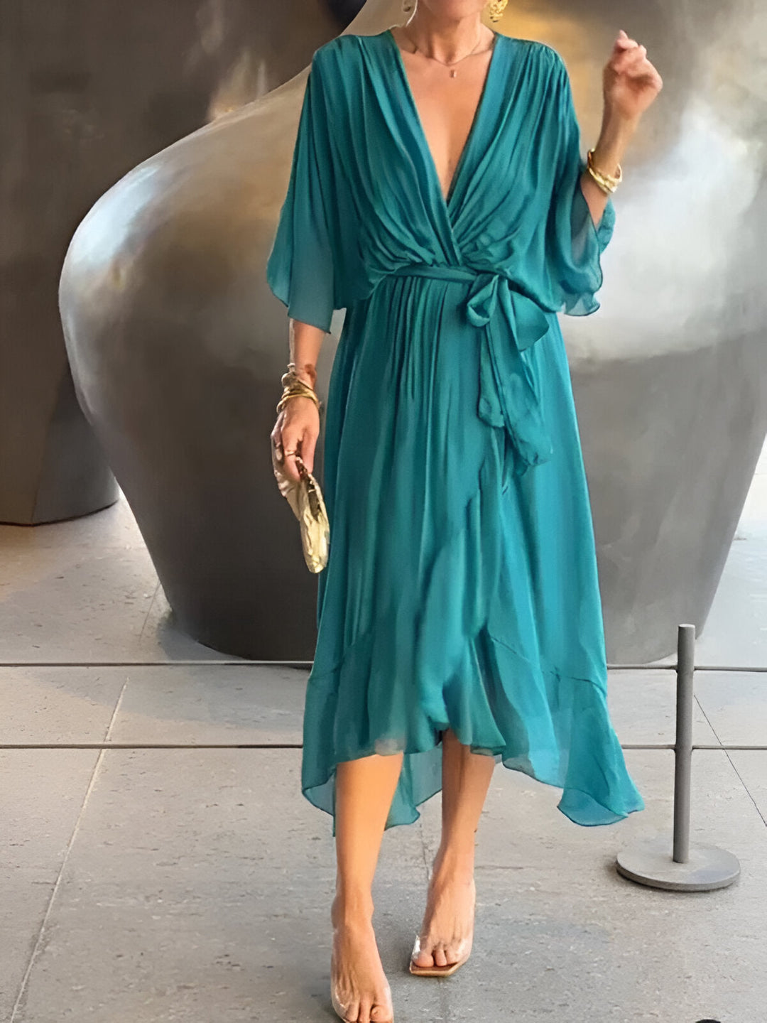 Vivienne⢠Elegance Dress
