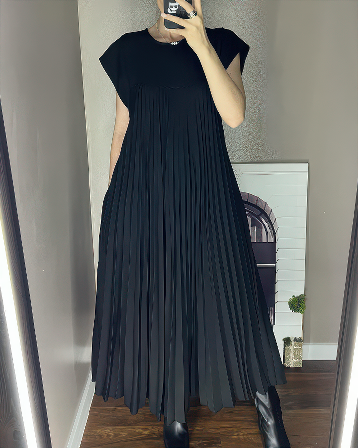 Cella™ - Timeless and Comfortable Dress