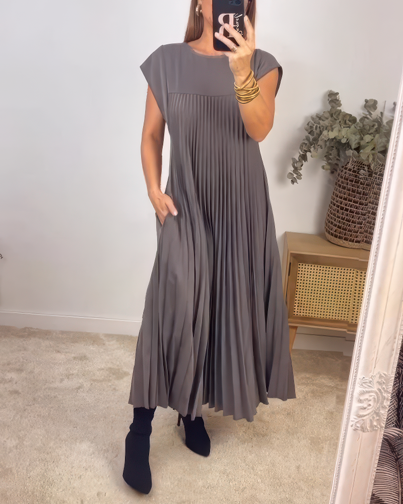 Cella™ - Timeless and Comfortable Dress