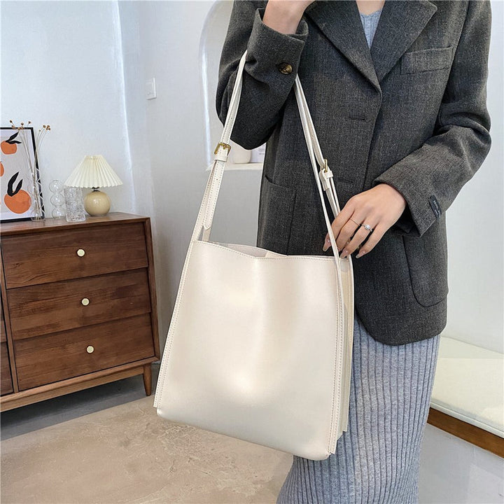 Camille - Classic Bag for Everyday Use