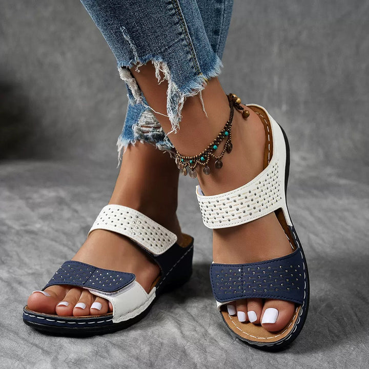 Caroline™ – Slip-On Sandals