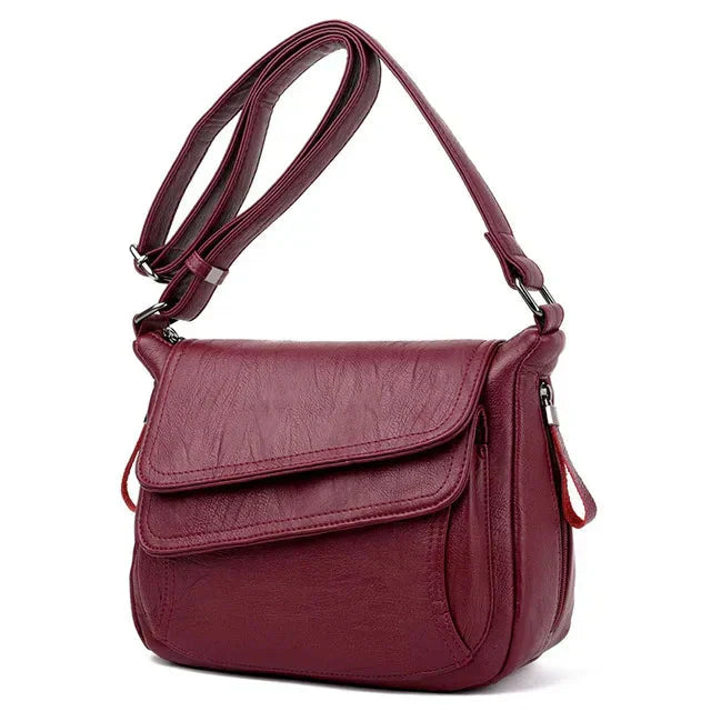 Freya - Casual Elegance in Leather