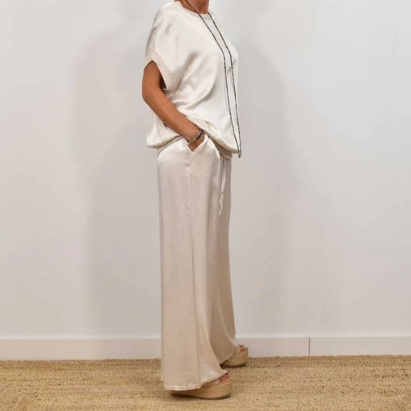 Vienna™ - Two Piece Set
