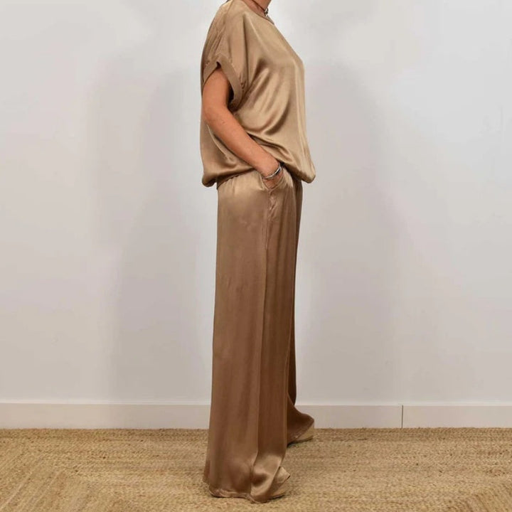Vienna™ - Two Piece Set