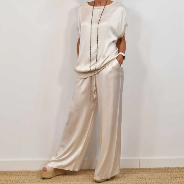 Vienna™ - Two Piece Set